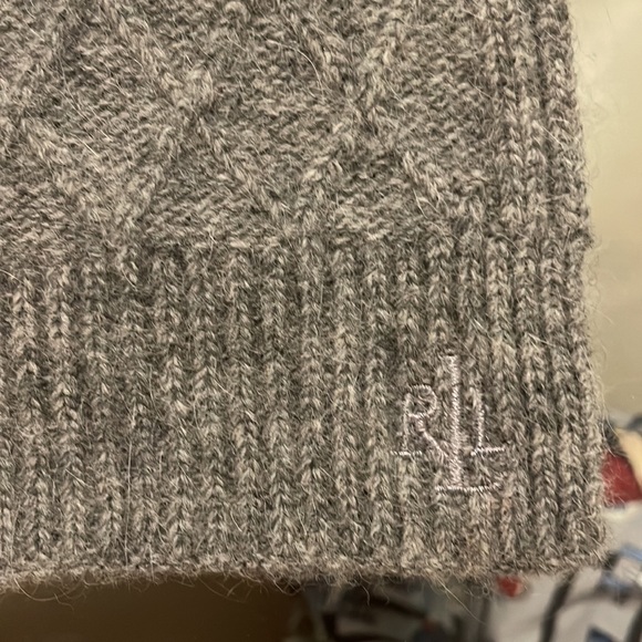 Lauren by Ralph Lauren gray scarf - Picture 2 of 4